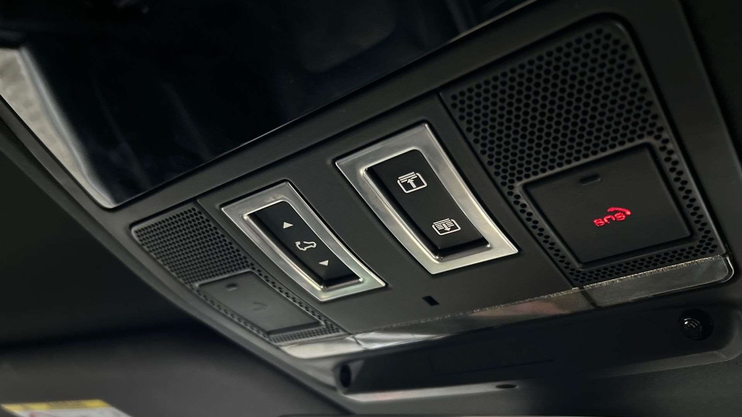 Used Land Rover Defender 2024 for sale - 77308508: Photo 23