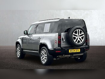 Used Land Rover Defender 2024 for sale - 77308508: Photo