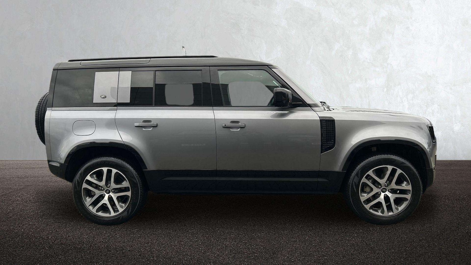 Used Land Rover Defender 2024 for sale - 77308508: Photo 5