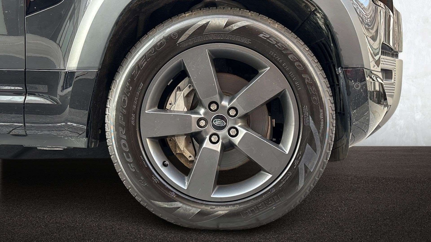 Used Land Rover Defender 2023 for sale - 77294161: Photo 8