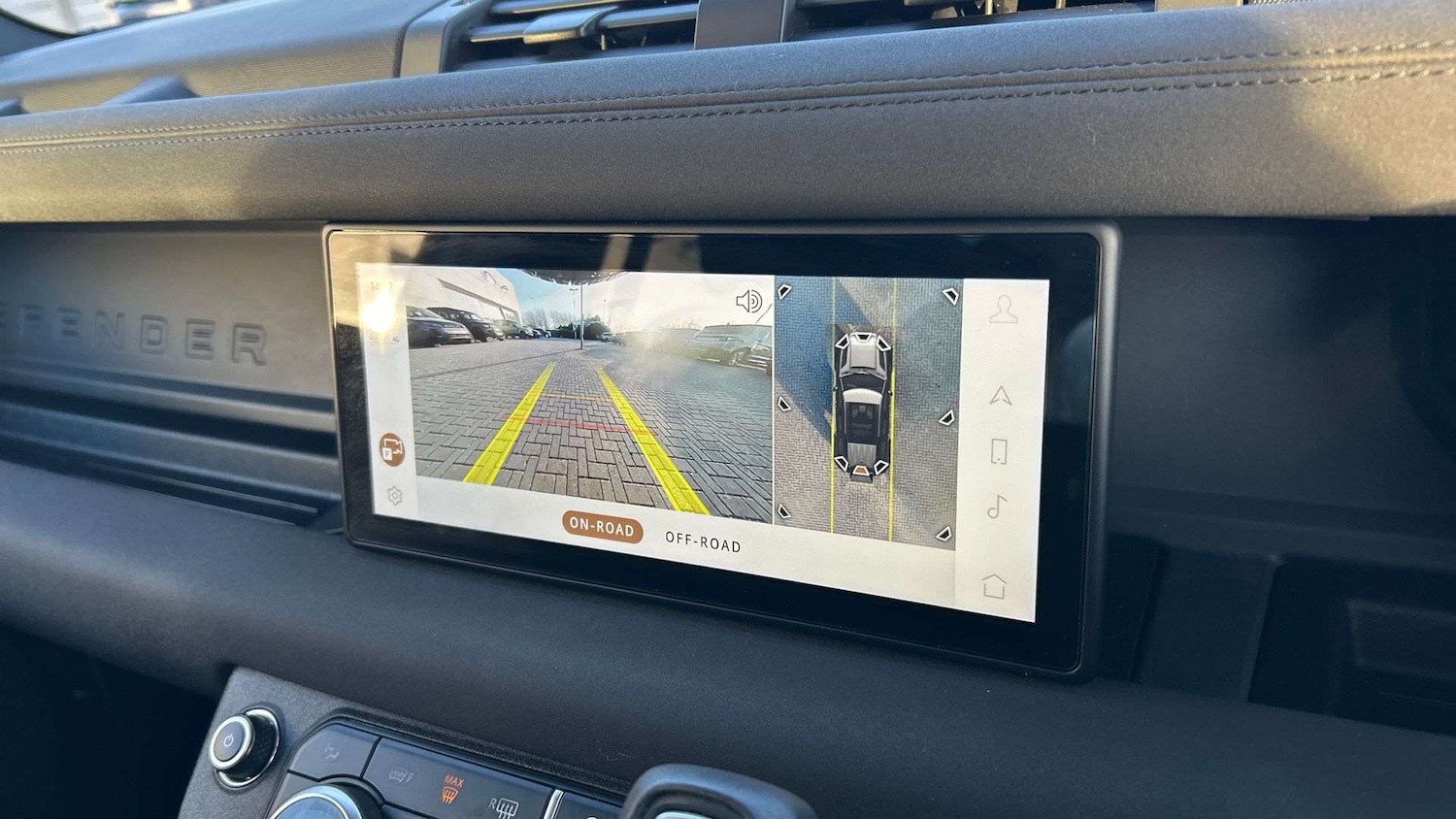 Used Land Rover Defender 2022 for sale - 77093435: Photo 12