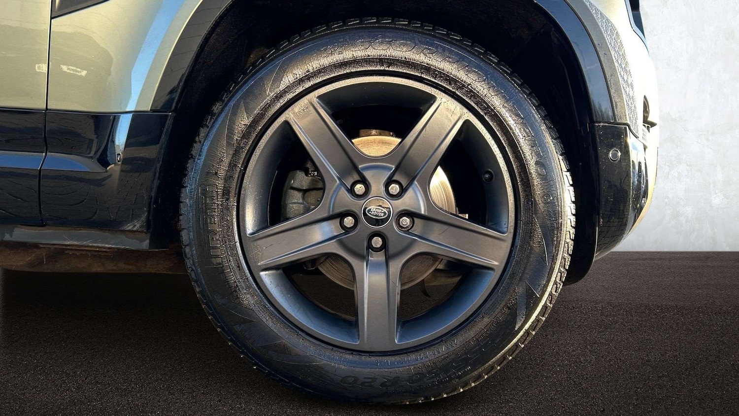 Used Land Rover Defender 2022 for sale - 77093435: Photo 8