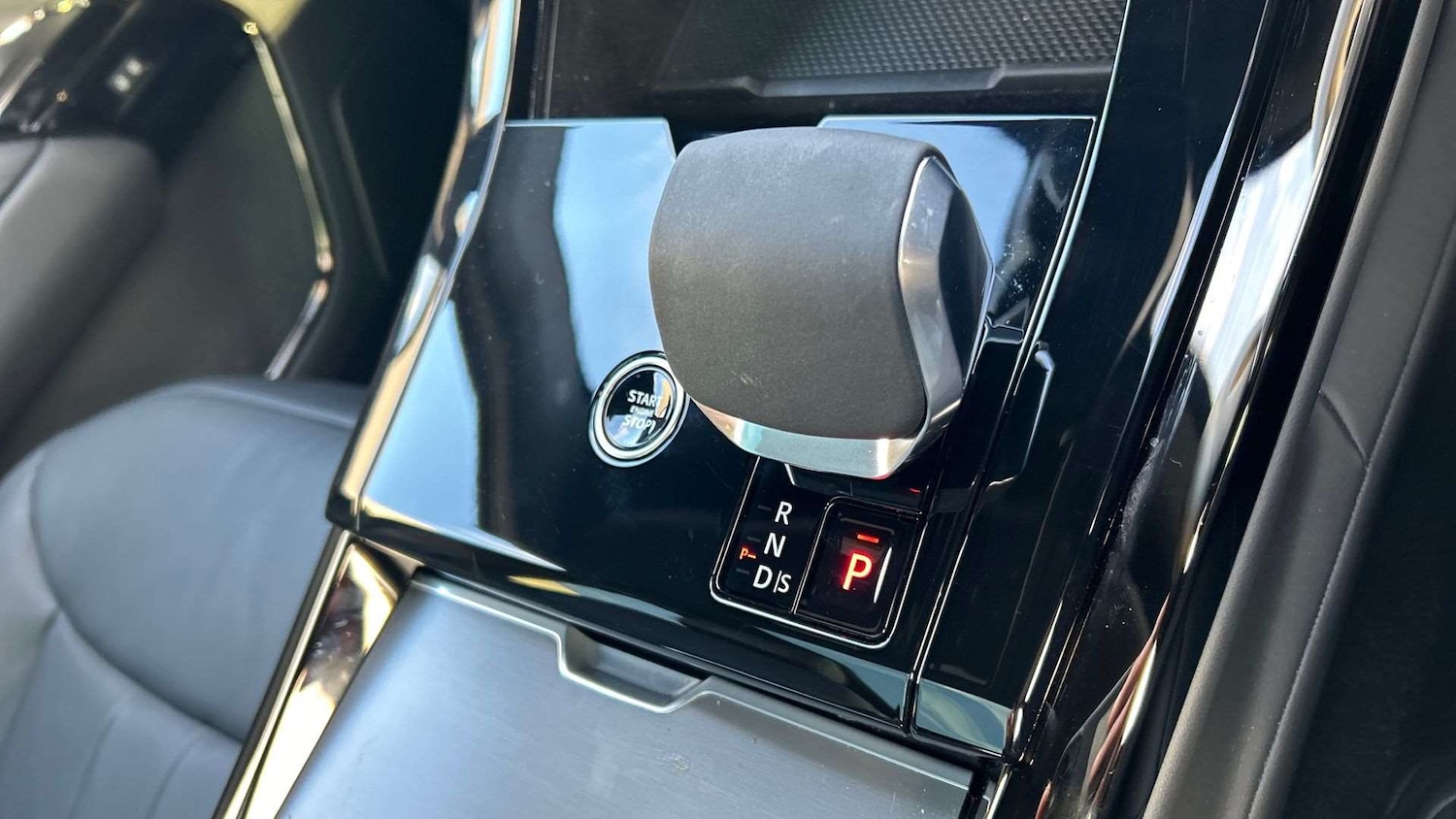 Used Land Rover Range Rover Sport 2025 for sale - 76610688: Photo 13