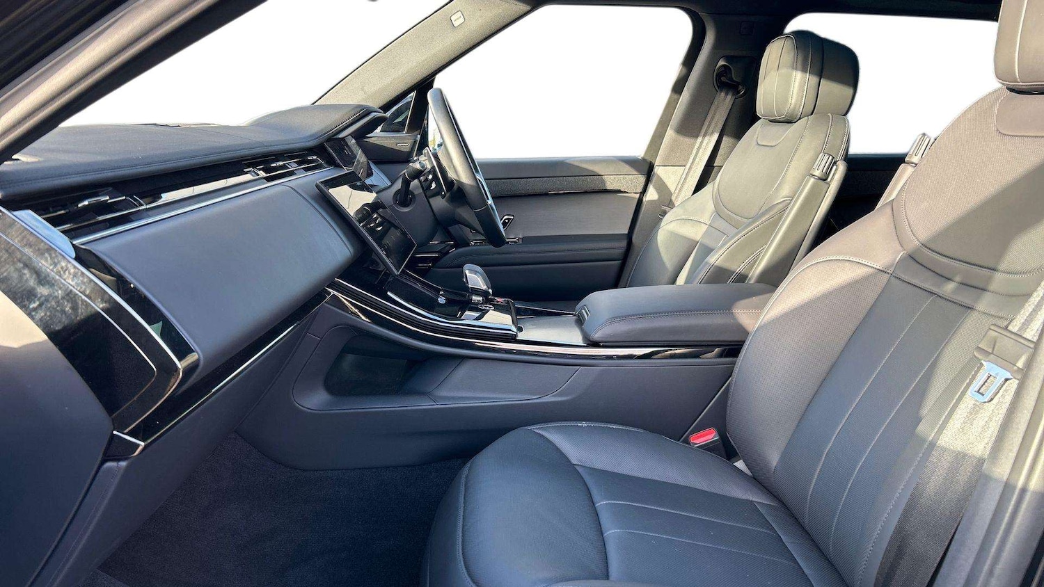 Used Land Rover Range Rover Sport 2025 for sale - 76610688: Photo 3