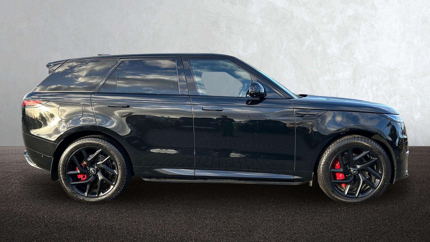 Used Land Rover Range Rover Sport 2025 for sale - 76610688: Photo 5