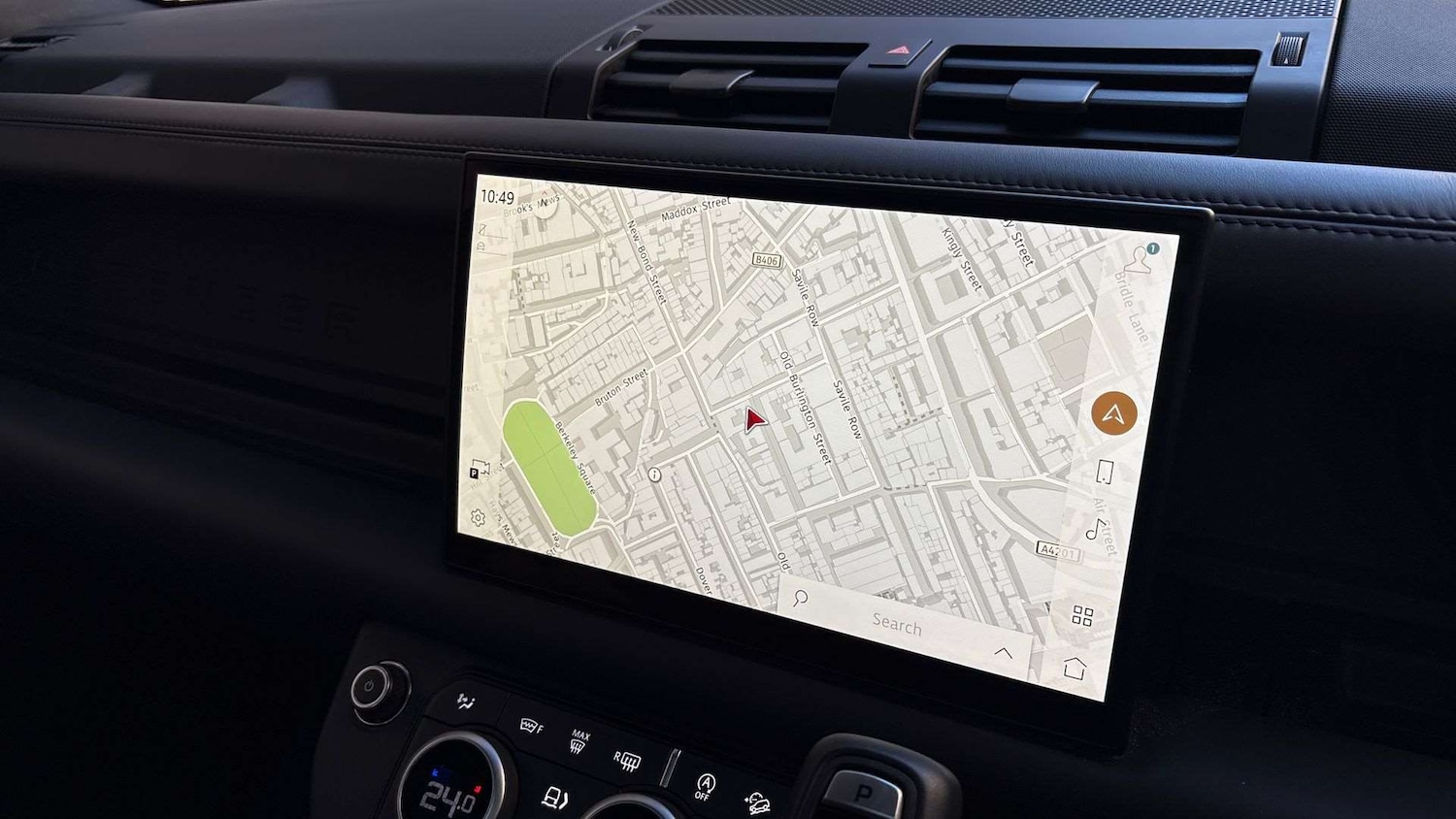 Used Land Rover Defender 2024 for sale - 77373764: Photo 11