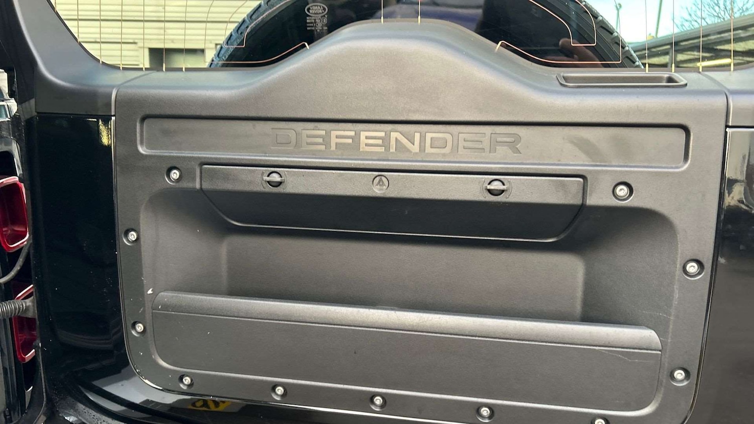 Used Land Rover Defender 2022 for sale - 76804995: Photo 33