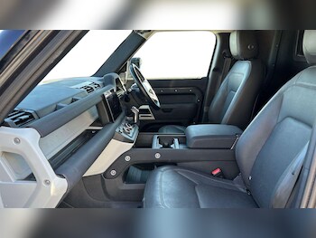 Used Land Rover Defender 110 2022 for sale - 78407844: Photo