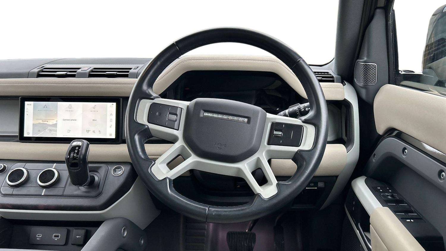 Used Land Rover Defender 2022 for sale - 77000153: Photo 15