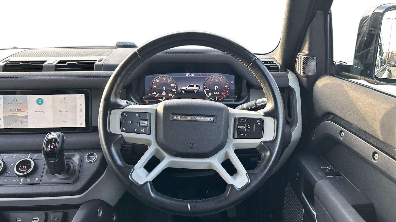 Used Land Rover Defender 2021 for sale - 77032158: Photo 15