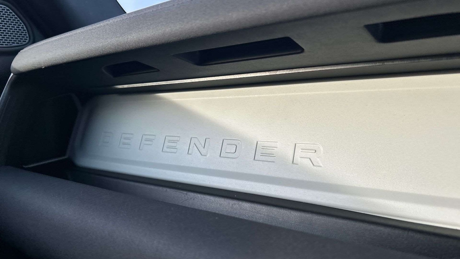 Used Land Rover Defender 2021 for sale - 77032158: Photo 33