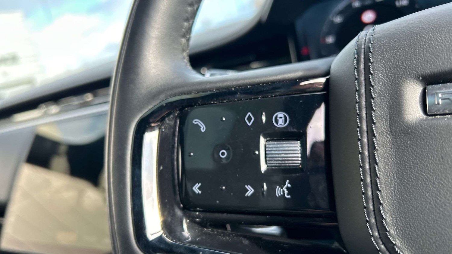 Used Land Rover Range Rover Sport 2024 for sale - 76746065: Photo 34