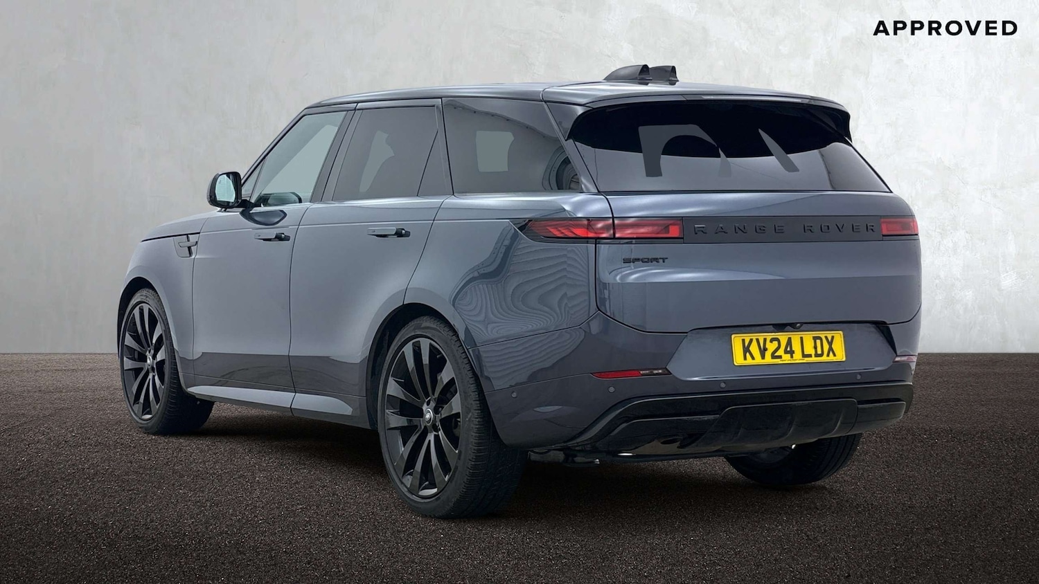 Used Land Rover Range Rover Sport 2024 for sale - 77787171: Photo 2