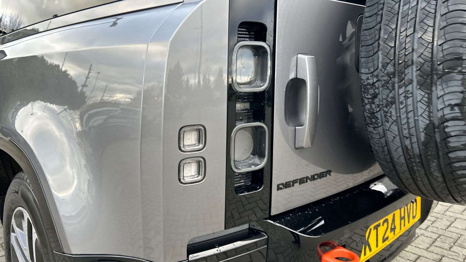 Used Land Rover Defender 2024 for sale - 76705209: Photo 19