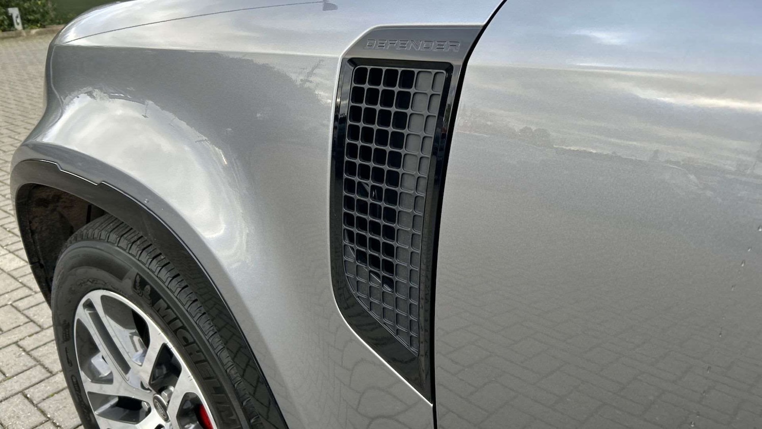 Used Land Rover Defender 2024 for sale - 76705209: Photo 20