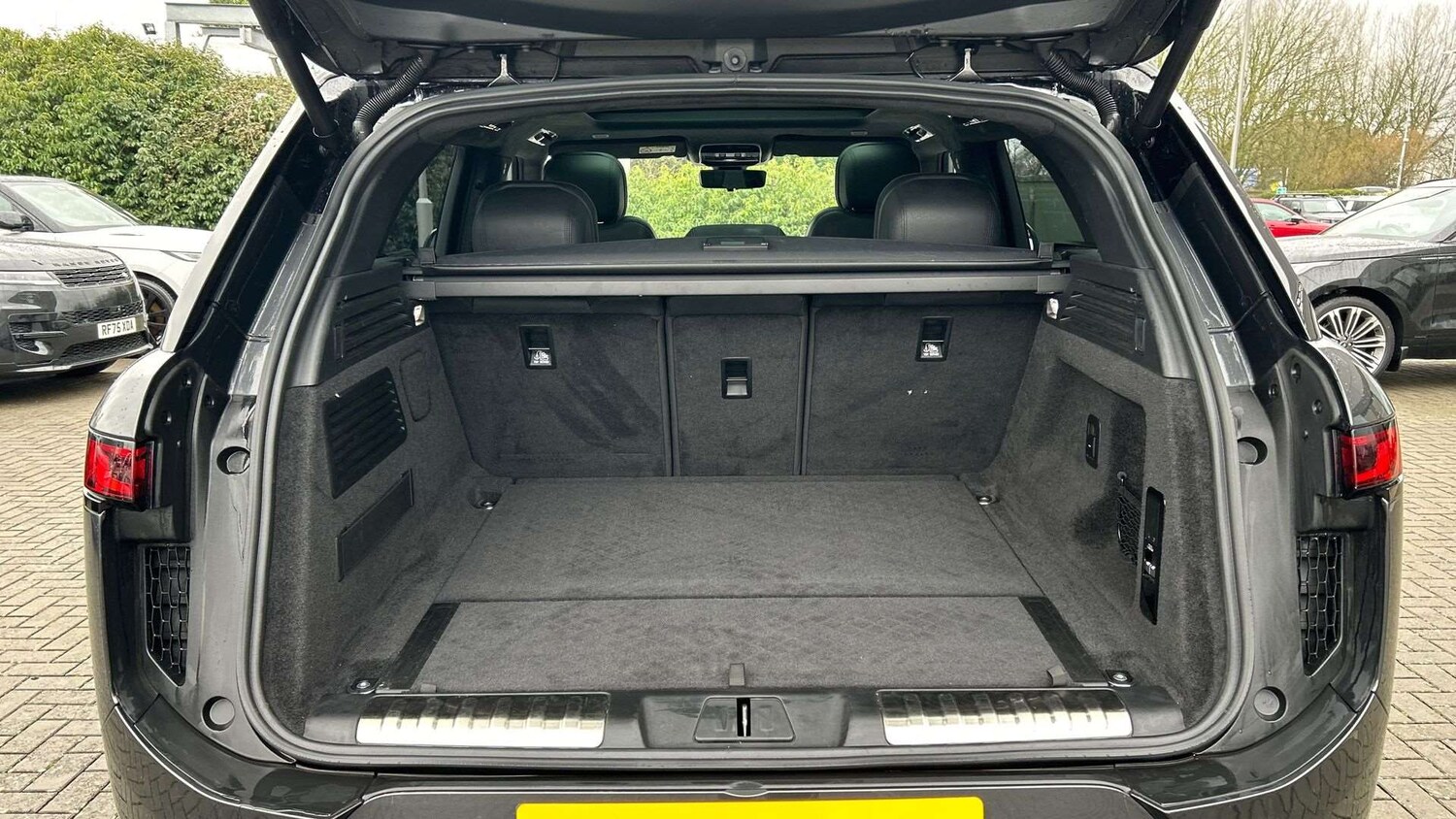 Used Land Rover Range Rover Sport 2024 for sale - 77361441: Photo 10