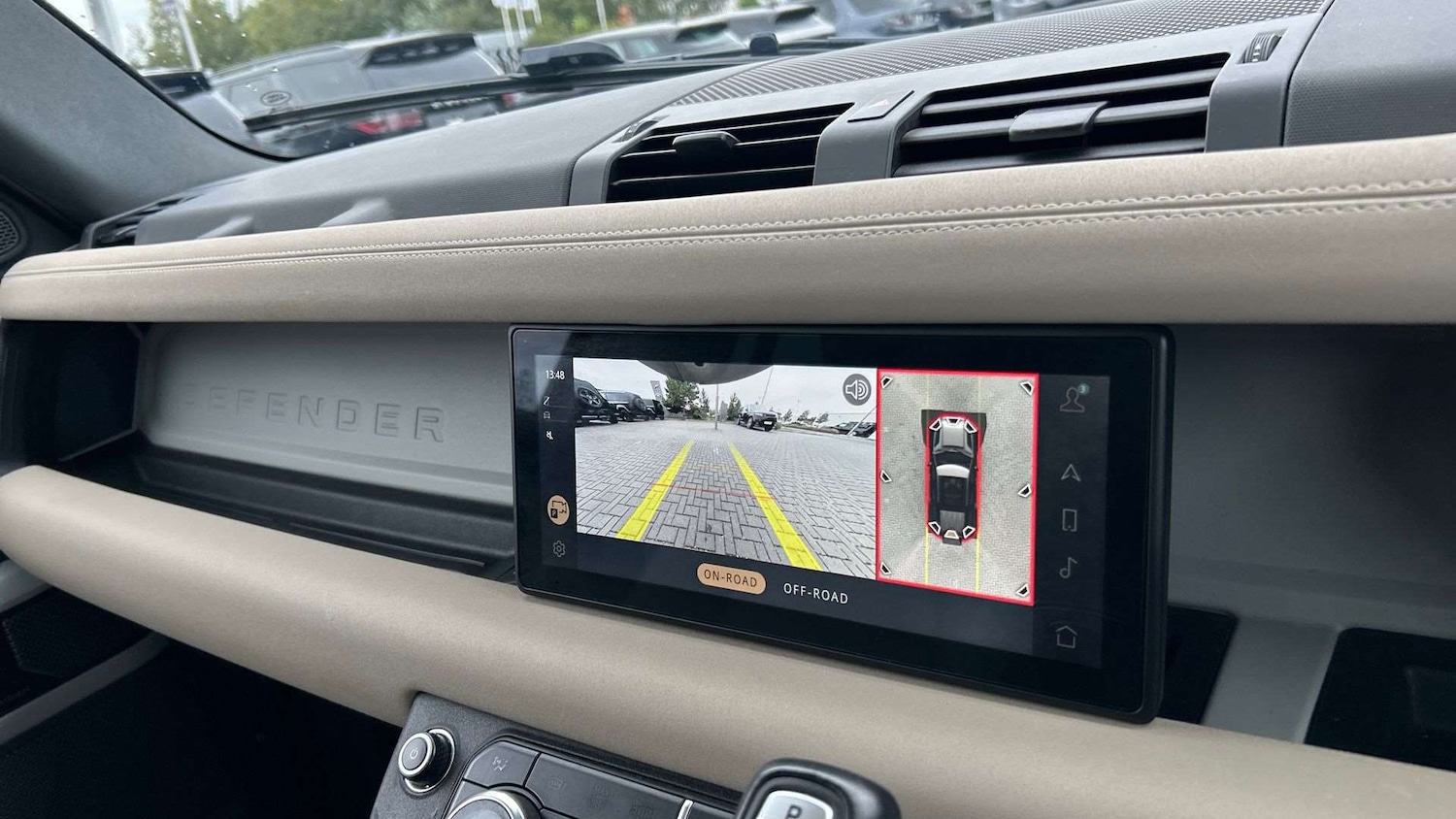 Used Land Rover Defender 2022 for sale - 76460350: Photo 12