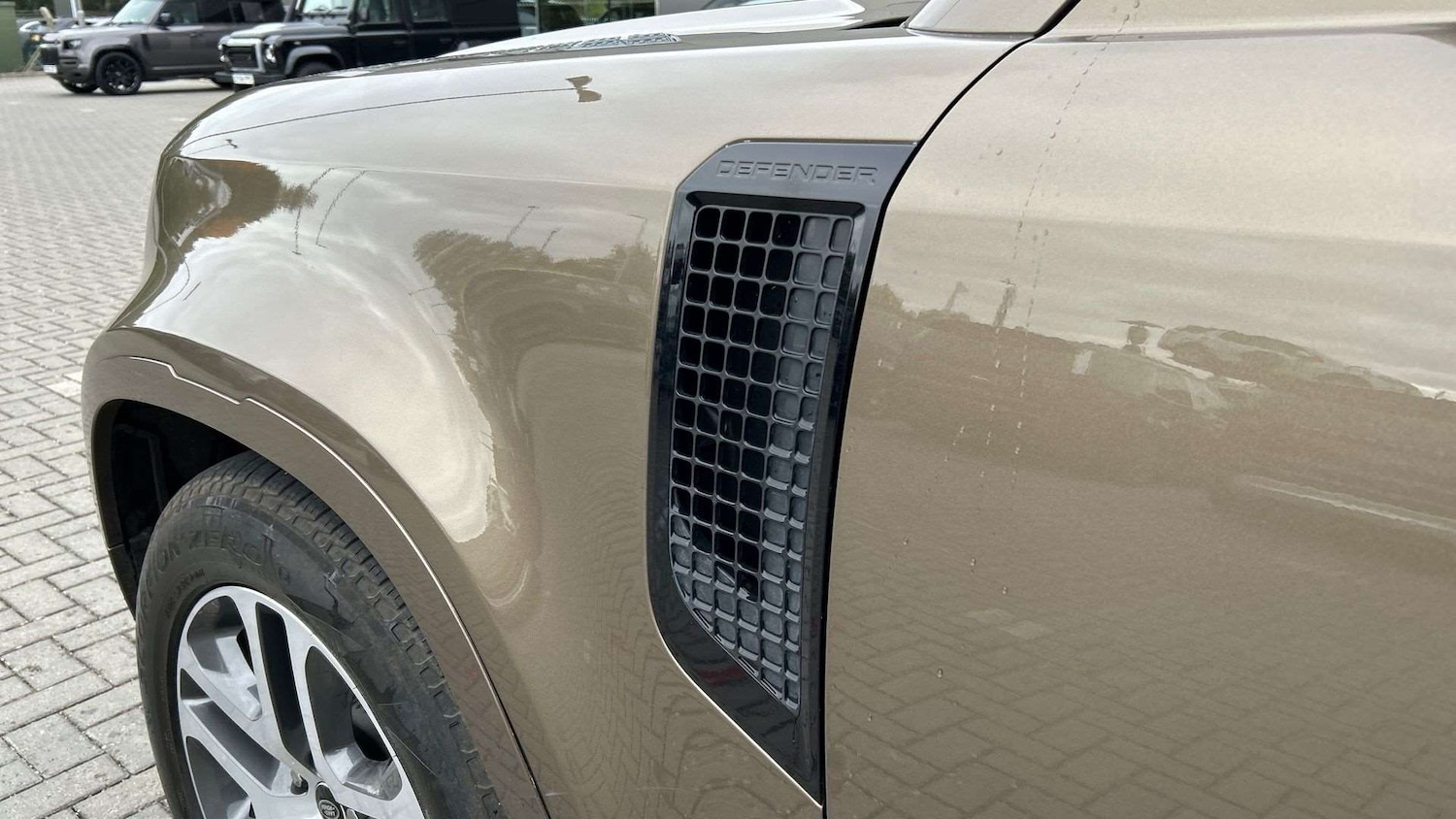 Used Land Rover Defender 2022 for sale - 76460350: Photo 20