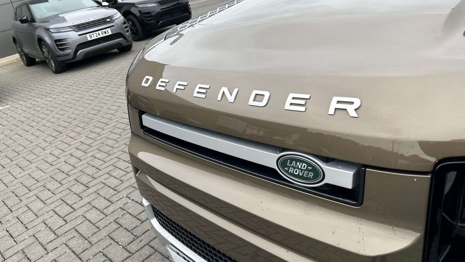 Used Land Rover Defender 2022 for sale - 76460350: Photo 29