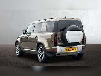 Used Land Rover Defender 2022 for sale - 76460350: Photo