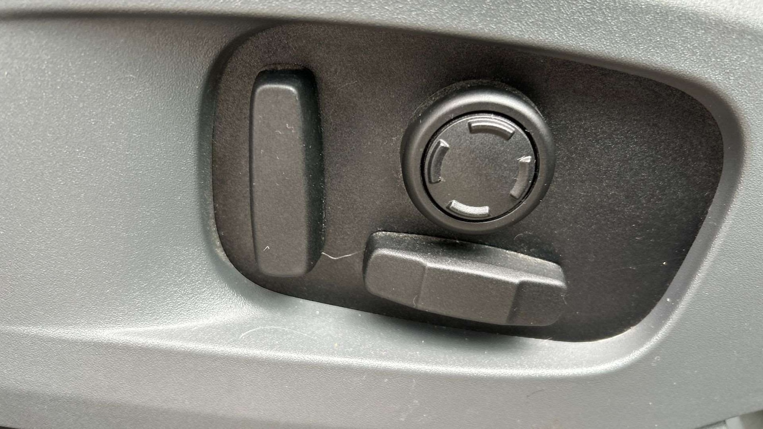 Used Land Rover Defender 2022 for sale - 76460350: Photo 33