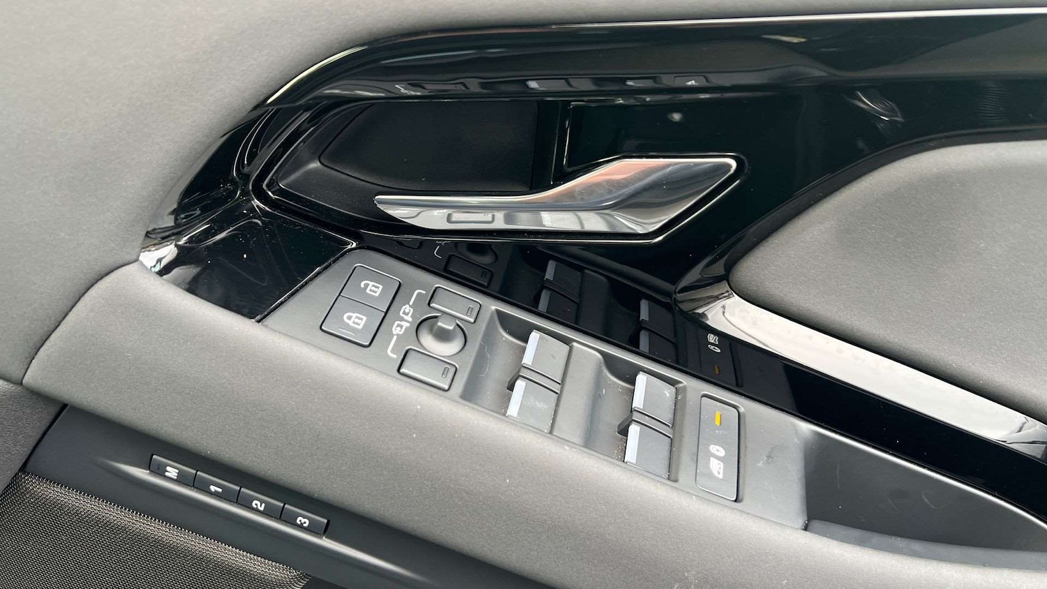 Used Land Rover Range Rover Evoque 2024 for sale - 78104502: Photo 25