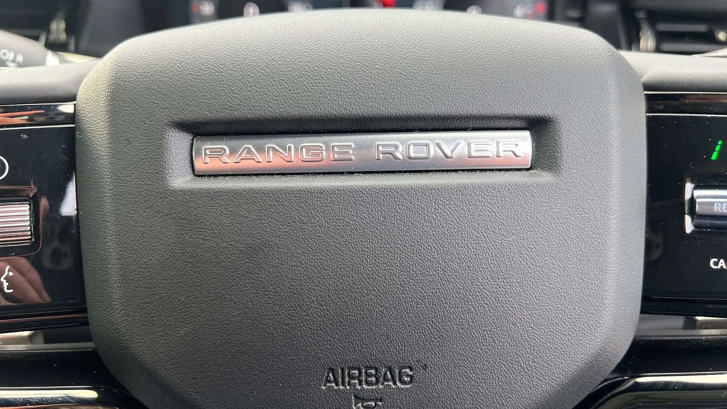 Used Land Rover Range Rover Evoque 2024 for sale - 78104502: Photo 29