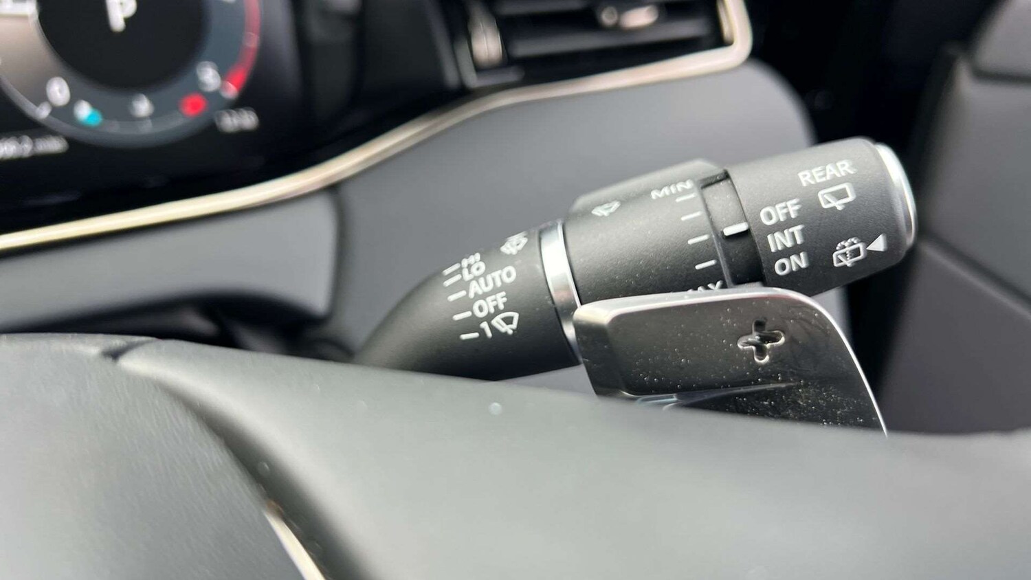 Used Land Rover Range Rover Evoque 2024 for sale - 78104502: Photo 31