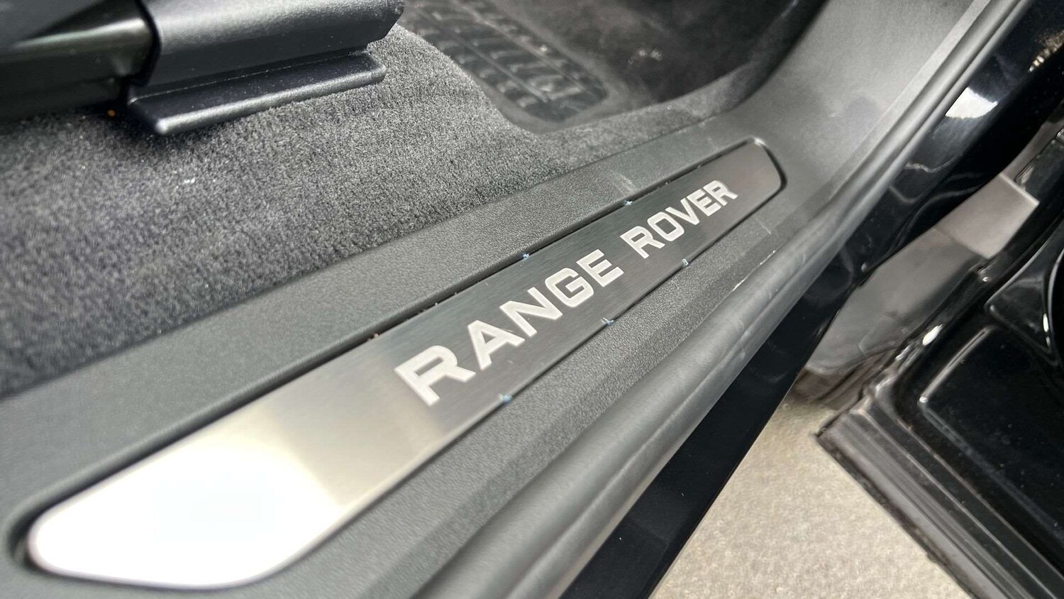 Used Land Rover Range Rover Evoque 2024 for sale - 78104502: Photo 32