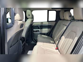 Used Land Rover Defender 2021 for sale - 79604565: Photo