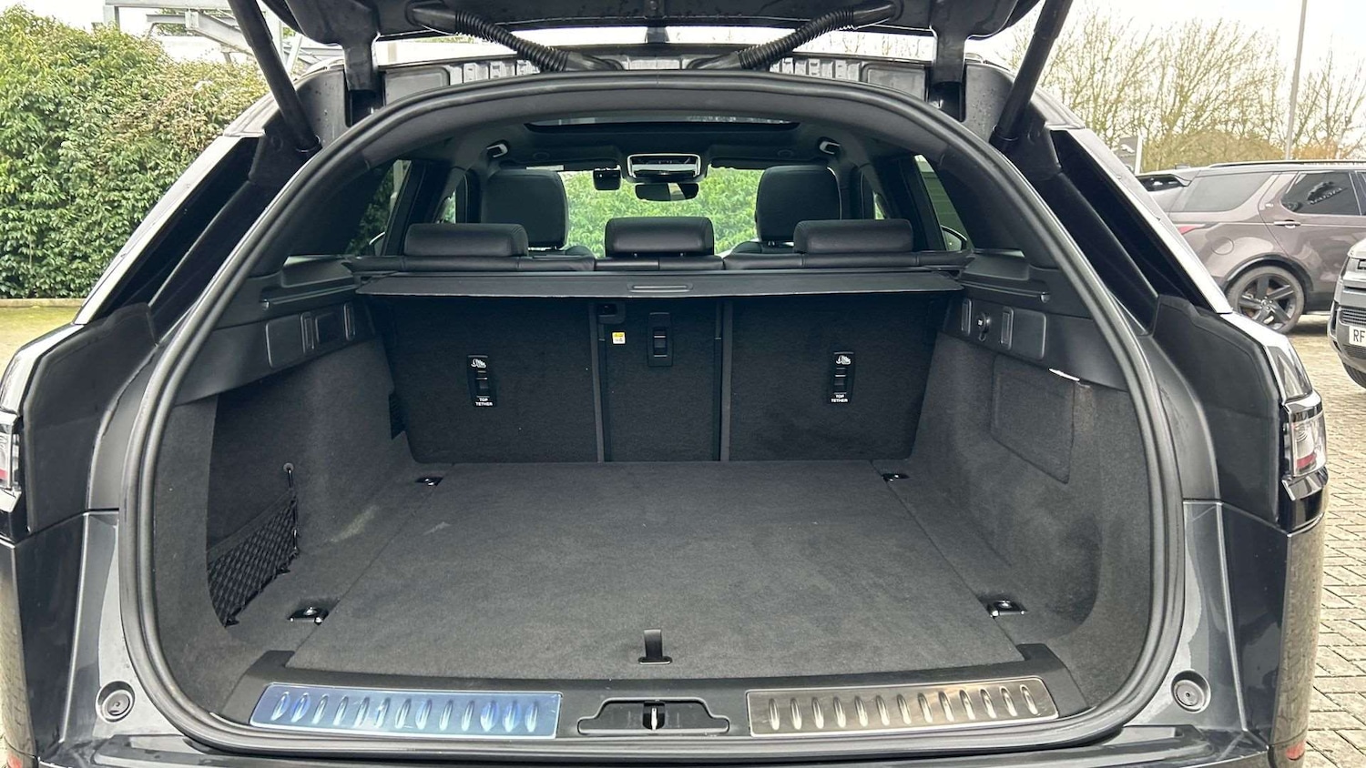 Used Land Rover Range Rover Velar 2023 for sale - 77334061: Photo 10