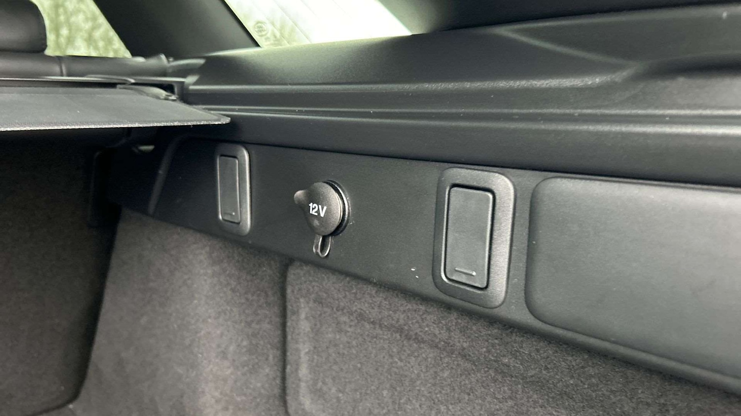 Used Land Rover Range Rover Velar 2023 for sale - 77334061: Photo 27