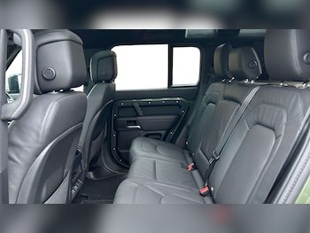Used Land Rover Defender 2026 for sale - 79511441: Photo