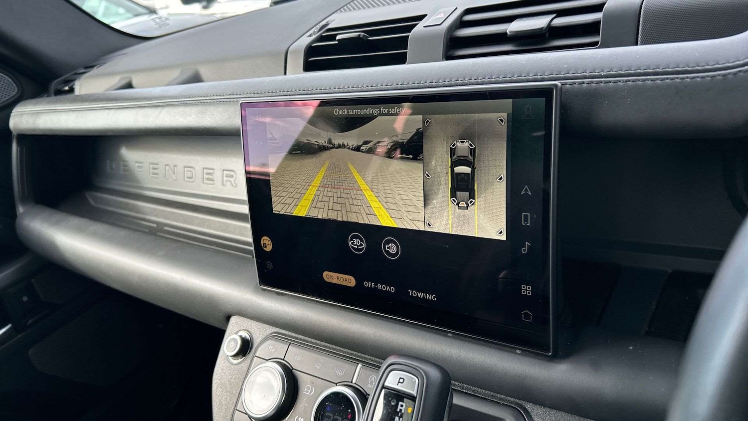 Used Land Rover Defender 2023 for sale - 76460283: Photo 12