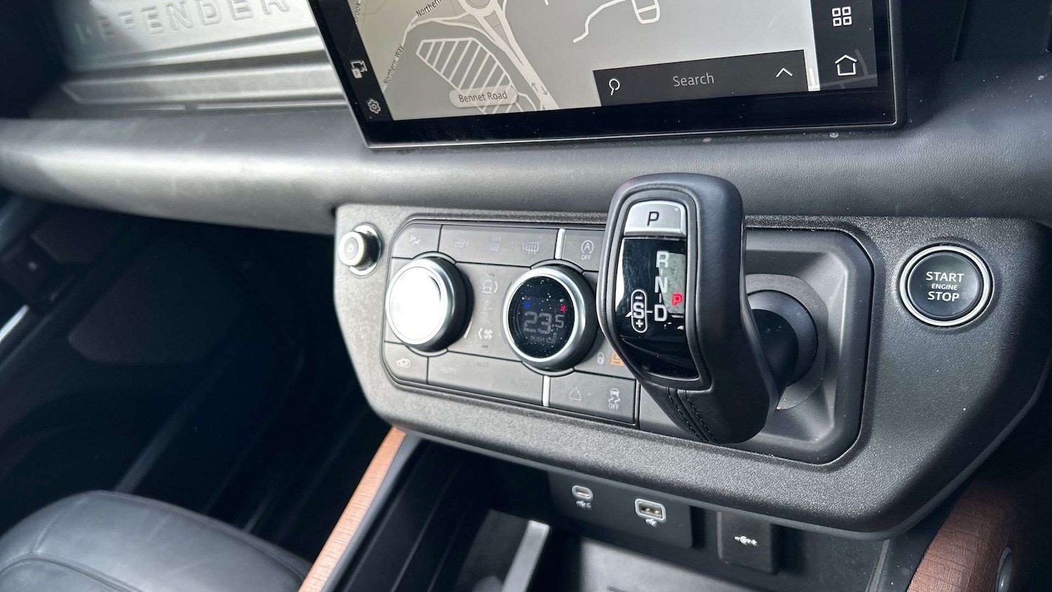 Used Land Rover Defender 2023 for sale - 76460283: Photo 13