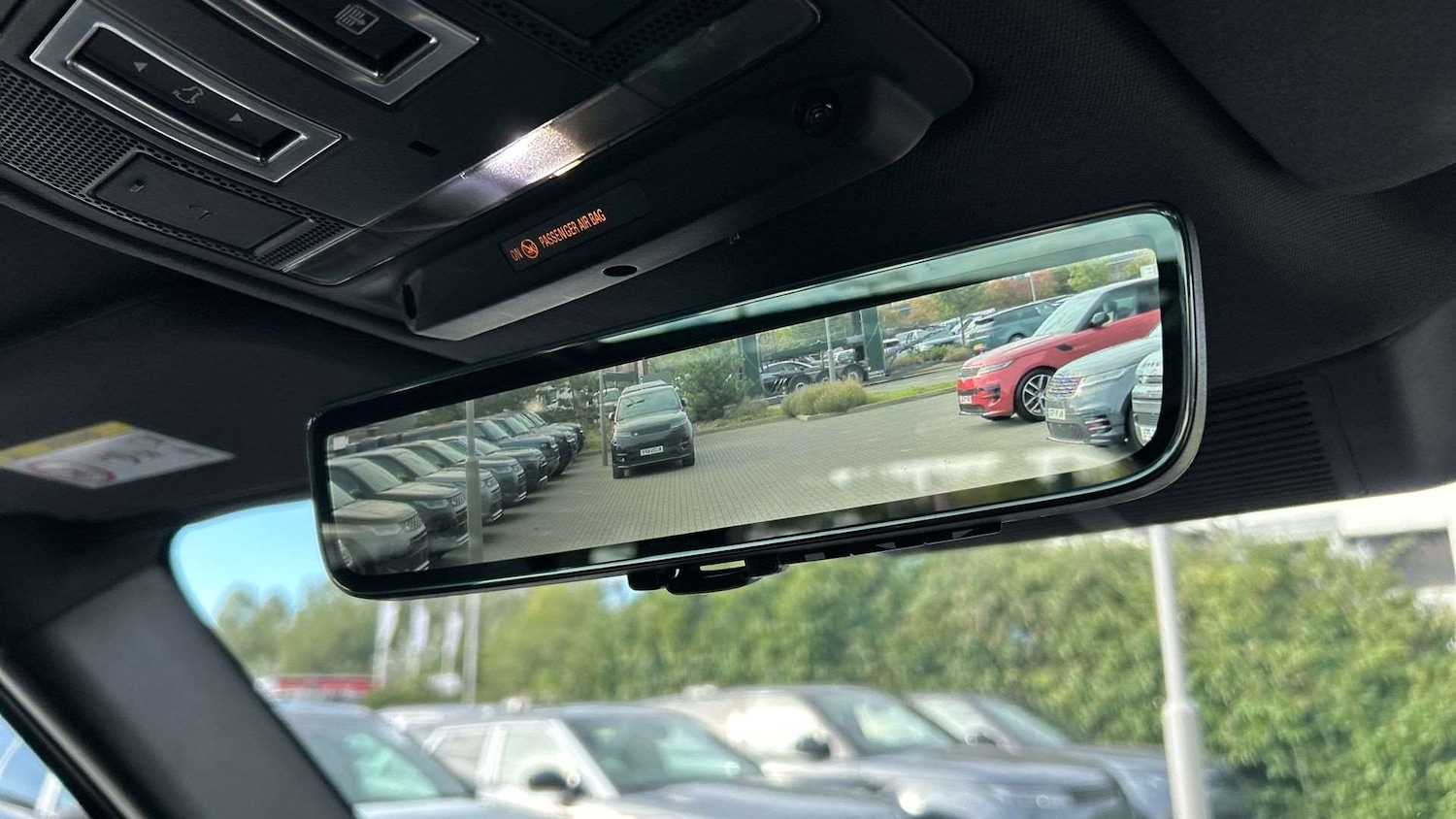 Used Land Rover Defender 2023 for sale - 76460283: Photo 34