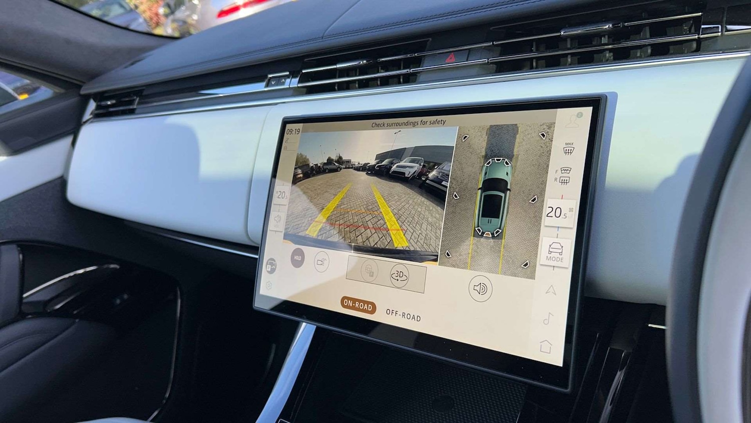 Used Land Rover Range Rover Sport 2025 for sale - 76460402: Photo 12