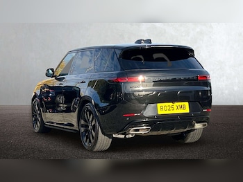 Used Land Rover Range Rover Sport 2025 for sale - 76460402: Photo
