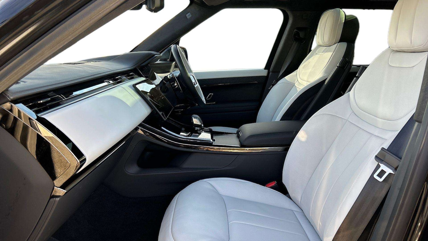 Used Land Rover Range Rover Sport 2025 for sale - 76460402: Photo 3