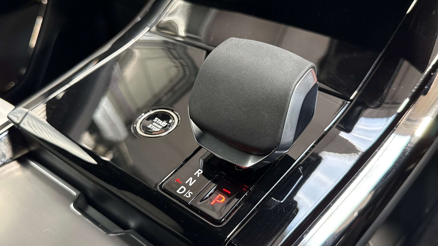 Used Land Rover Range Rover Sport 2024 for sale - 78024494: Photo 13