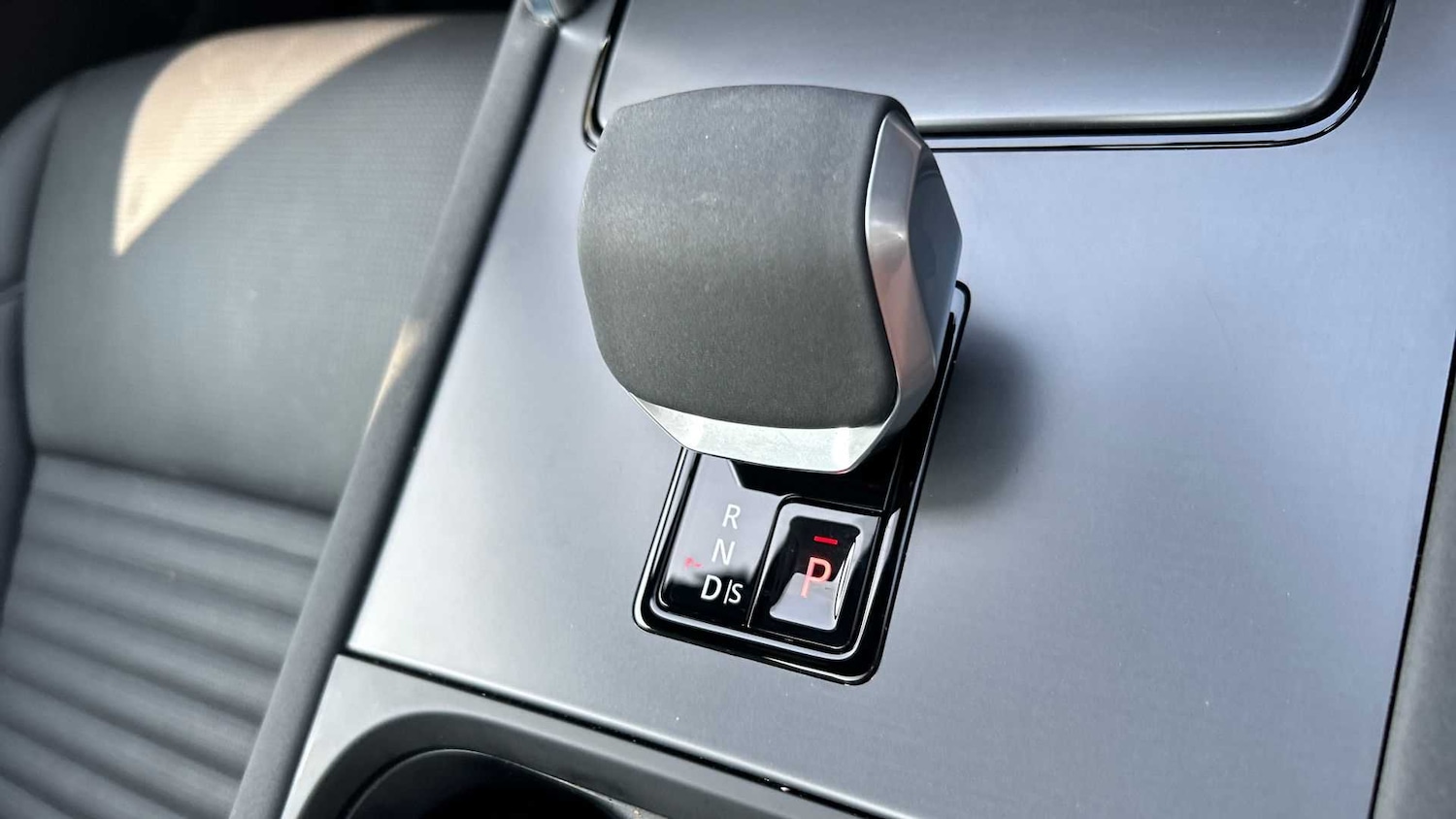 Used Land Rover Discovery Sport 2025 for sale - 76460125: Photo 13