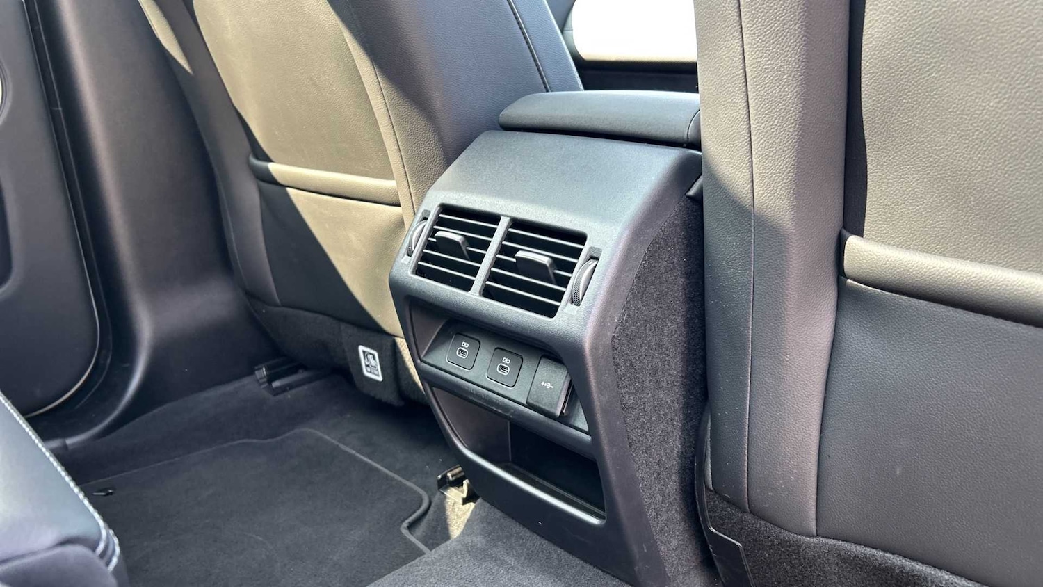 Used Land Rover Discovery Sport 2025 for sale - 76460125: Photo 18