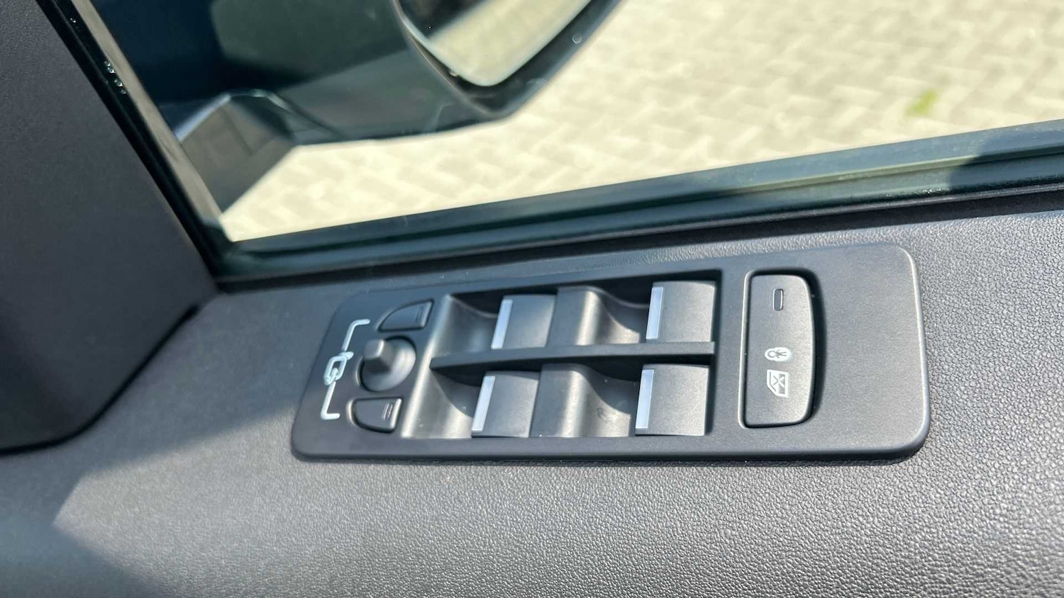 Used Land Rover Discovery Sport 2025 for sale - 76460125: Photo 25