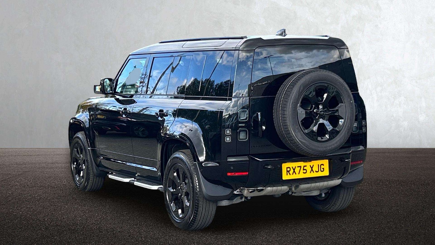 Used Land Rover Defender 2025 for sale - 77577247: Photo 2