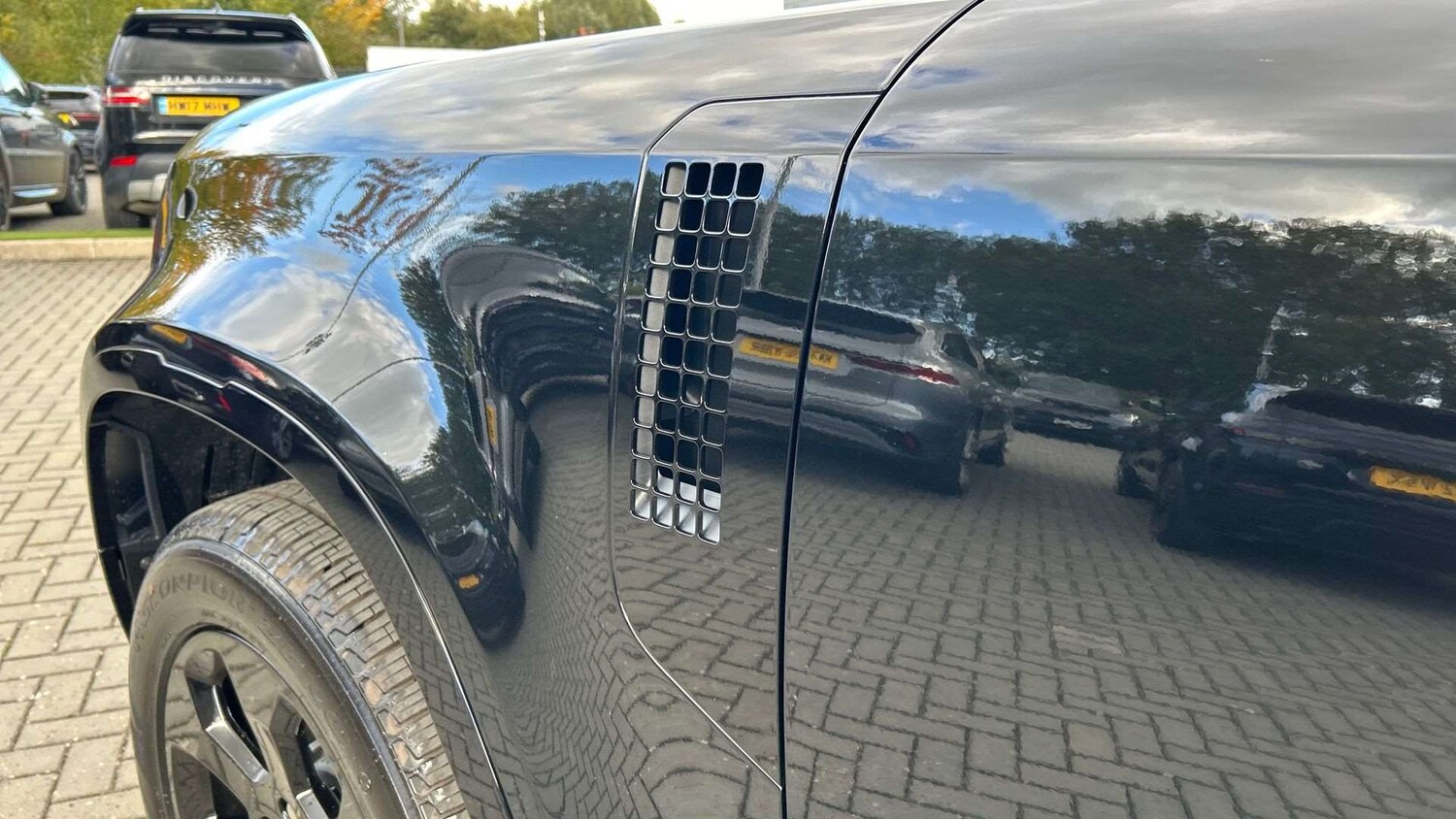 Used Land Rover Defender 2025 for sale - 77577247: Photo 20