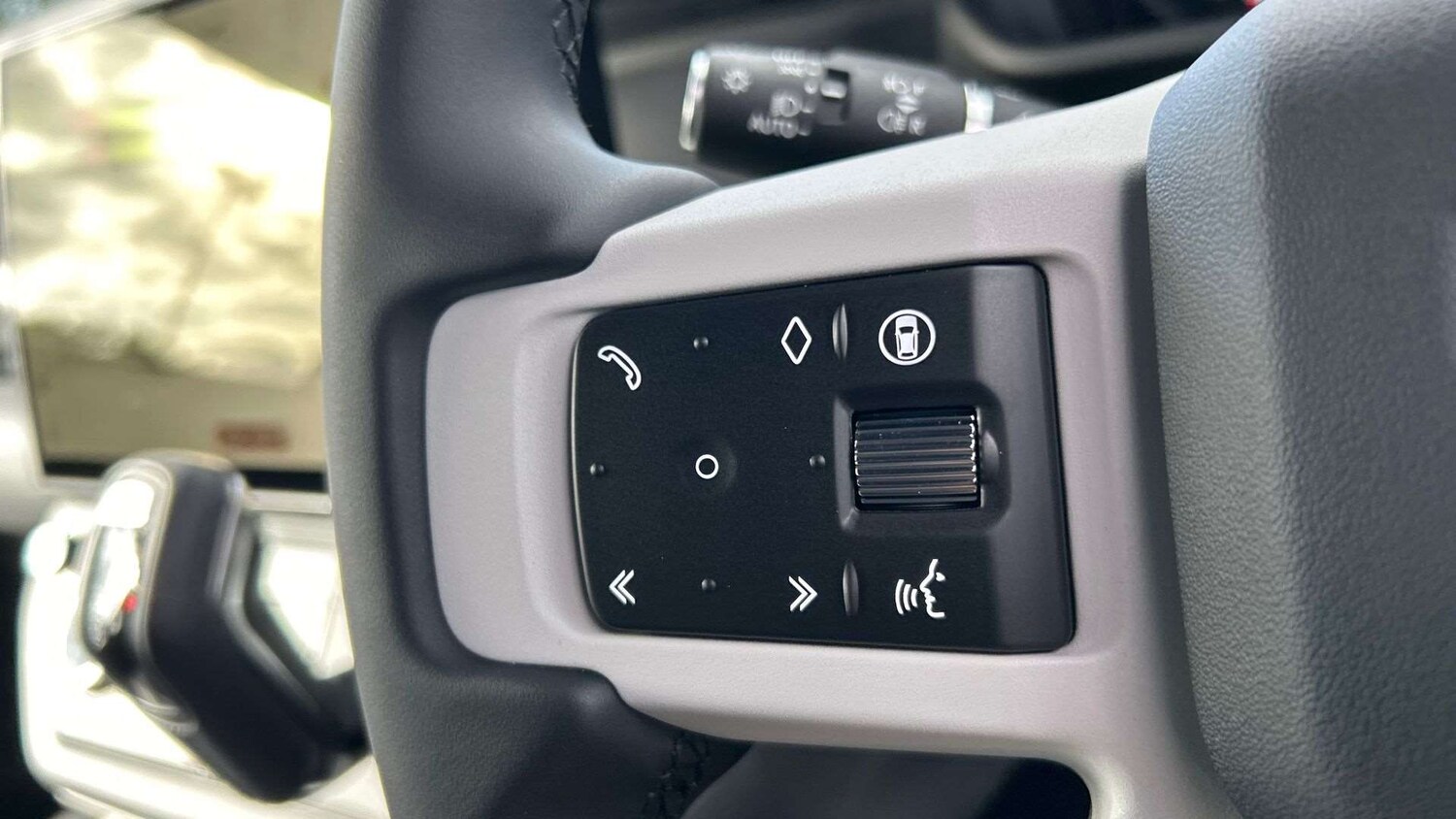 Used Land Rover Defender 2025 for sale - 77577247: Photo 35