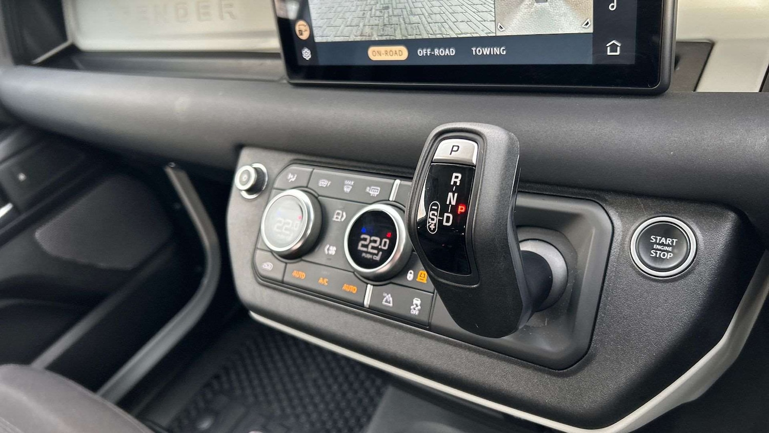 Used Land Rover Defender 2021 for sale - 76459843: Photo 13