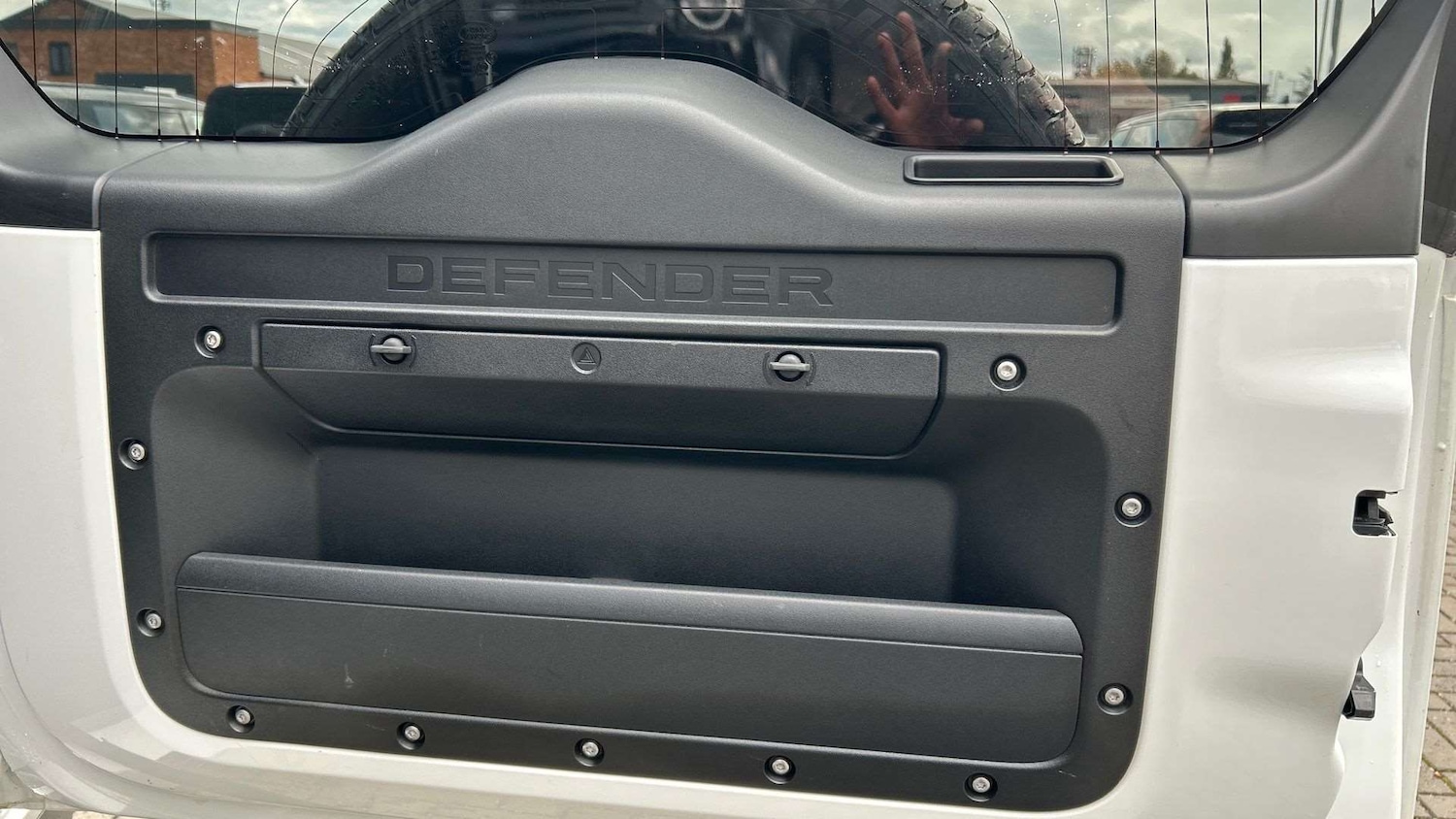 Used Land Rover Defender 2021 for sale - 76459843: Photo 27