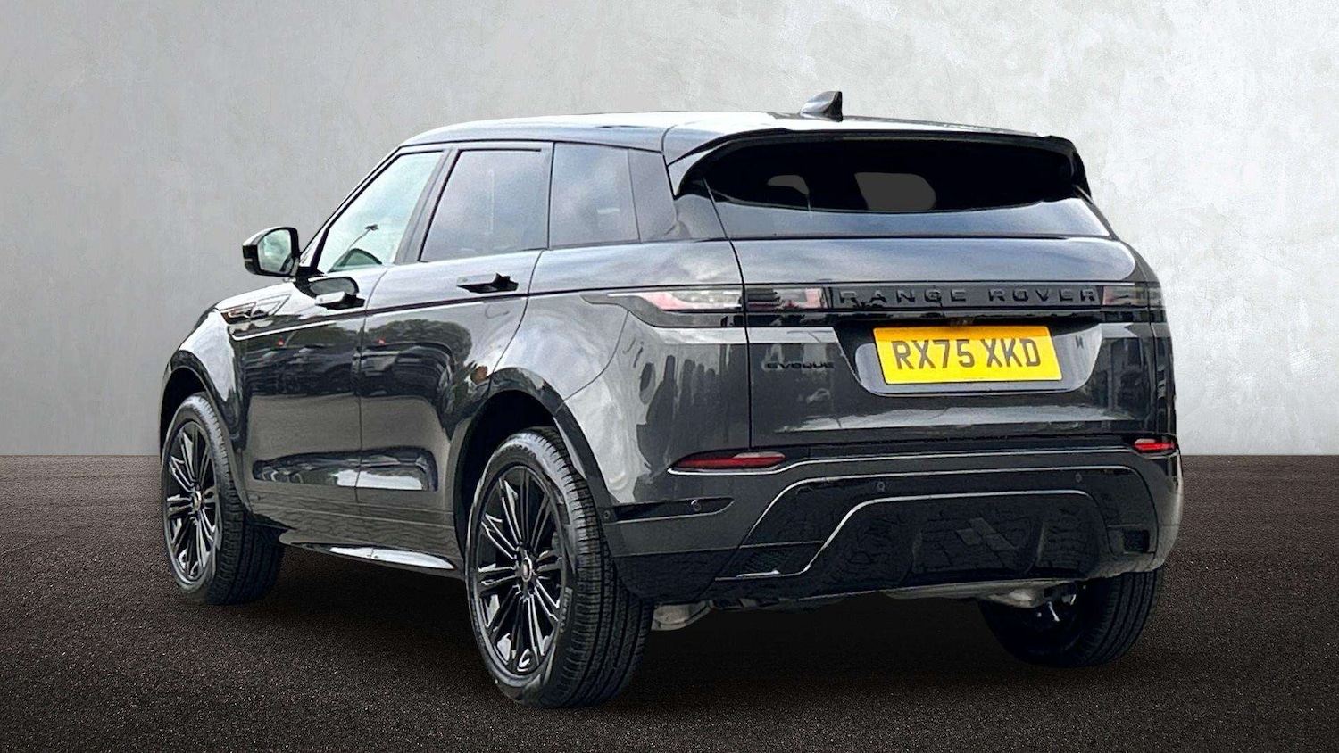 Used Land Rover Range Rover Evoque 2025 for sale - 77577460: Photo 2
