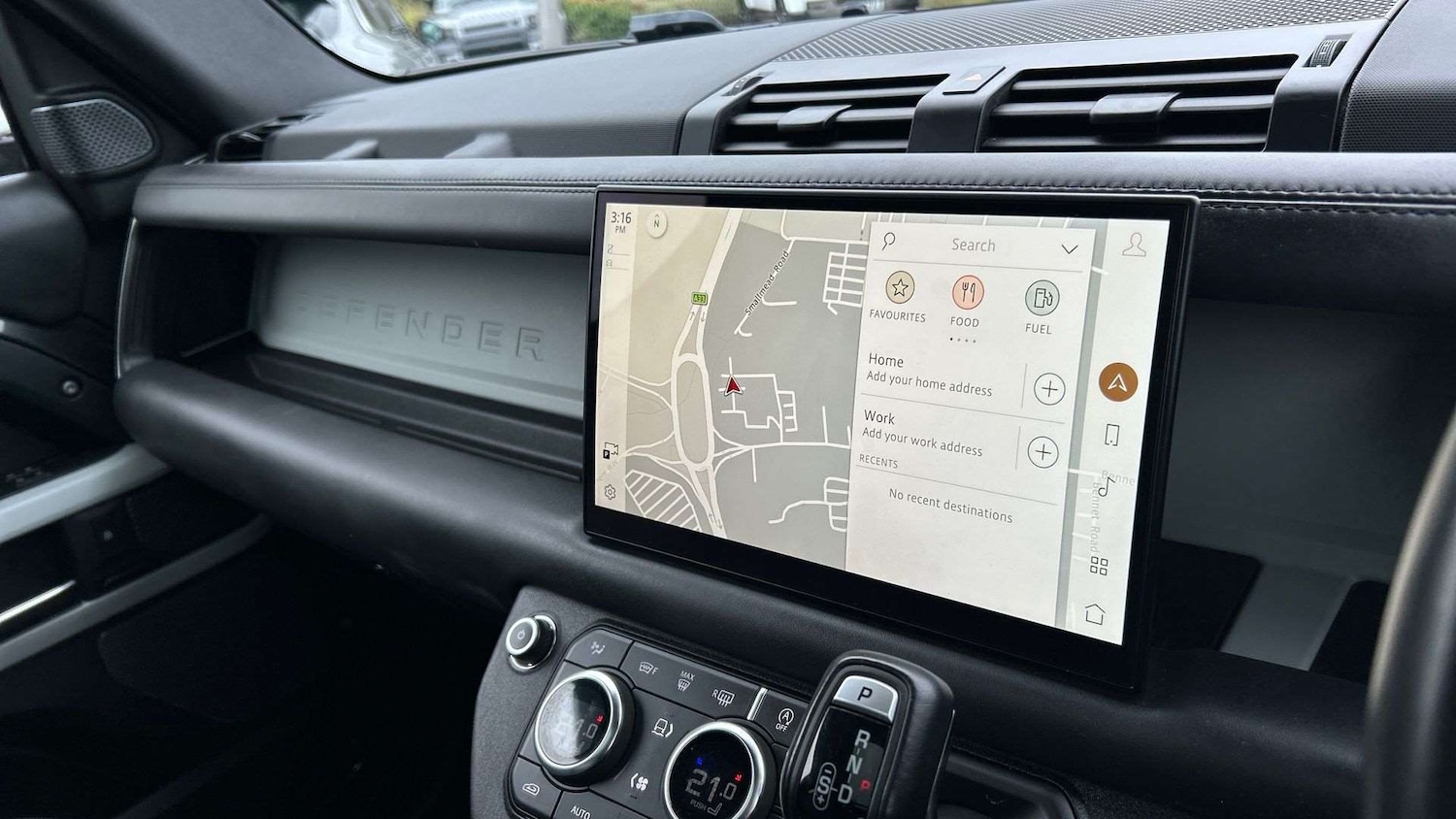 Used Land Rover Defender 2023 for sale - 76460518: Photo 11